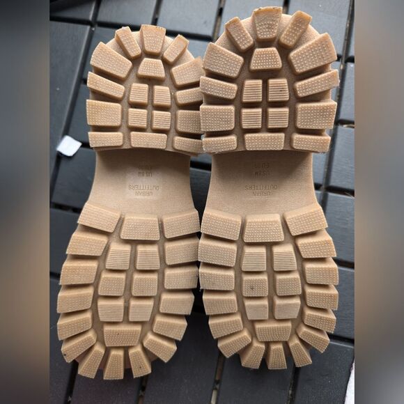 UO cream Lugged Croc Print Modern Chic Glam Hip Platform Loafer sz 8 - Picture 6 of 12